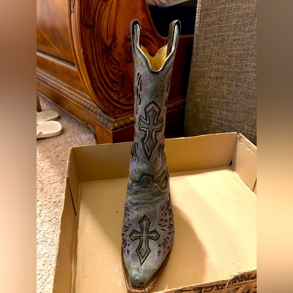 Corral Shoes - *Corral Vintage Cowgirl Boots